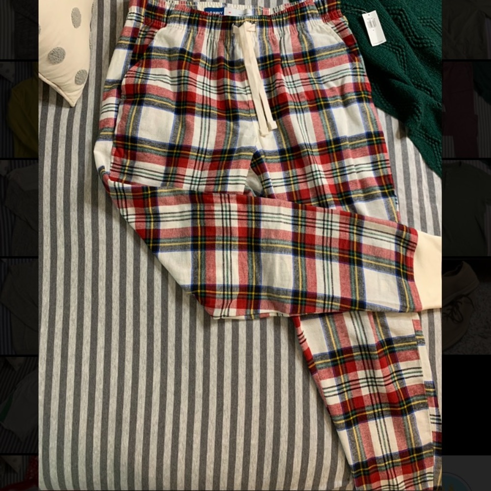 Old Navy Plaid PJ Pants - Tag still on